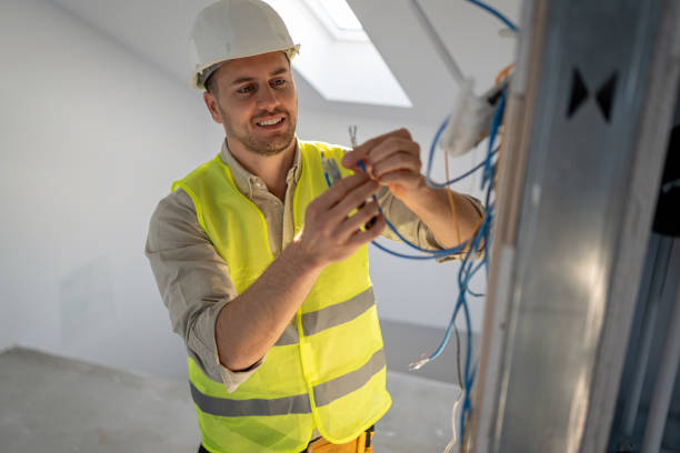 Best Local Electrician Companies  in Hewitt, TX